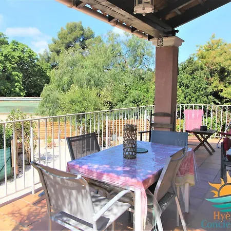 L'ecrin Costebelle-villa T4- Plage Wifi Clim By Hc בית נופש הייר