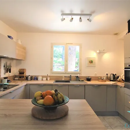 בית נופש L'ecrin Costebelle-villa T4- Plage Wifi Clim By Hc *